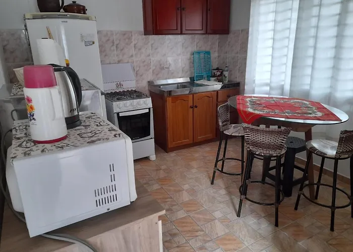 Hospedagem Tia Nena
